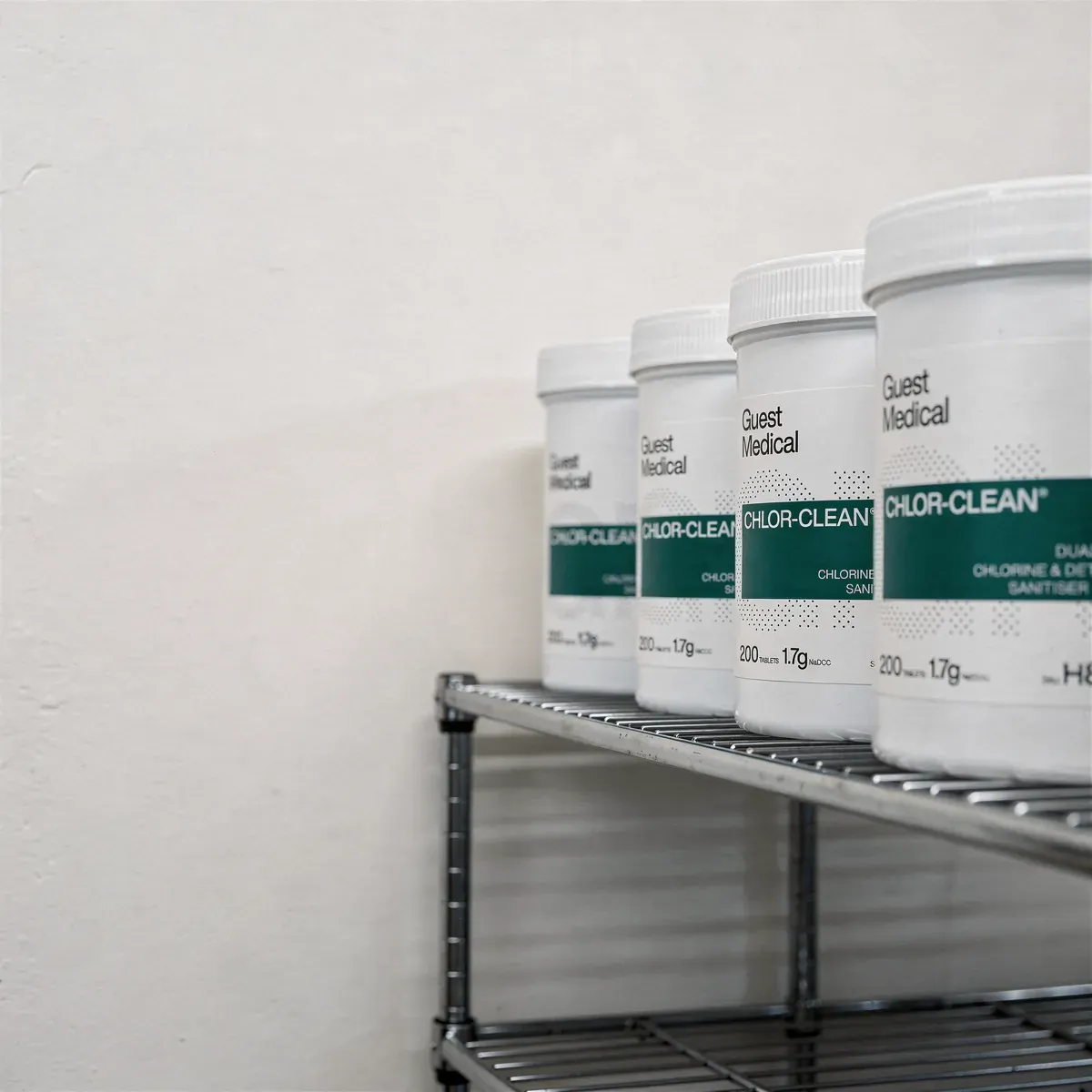 On-site team briefing and protocol handover